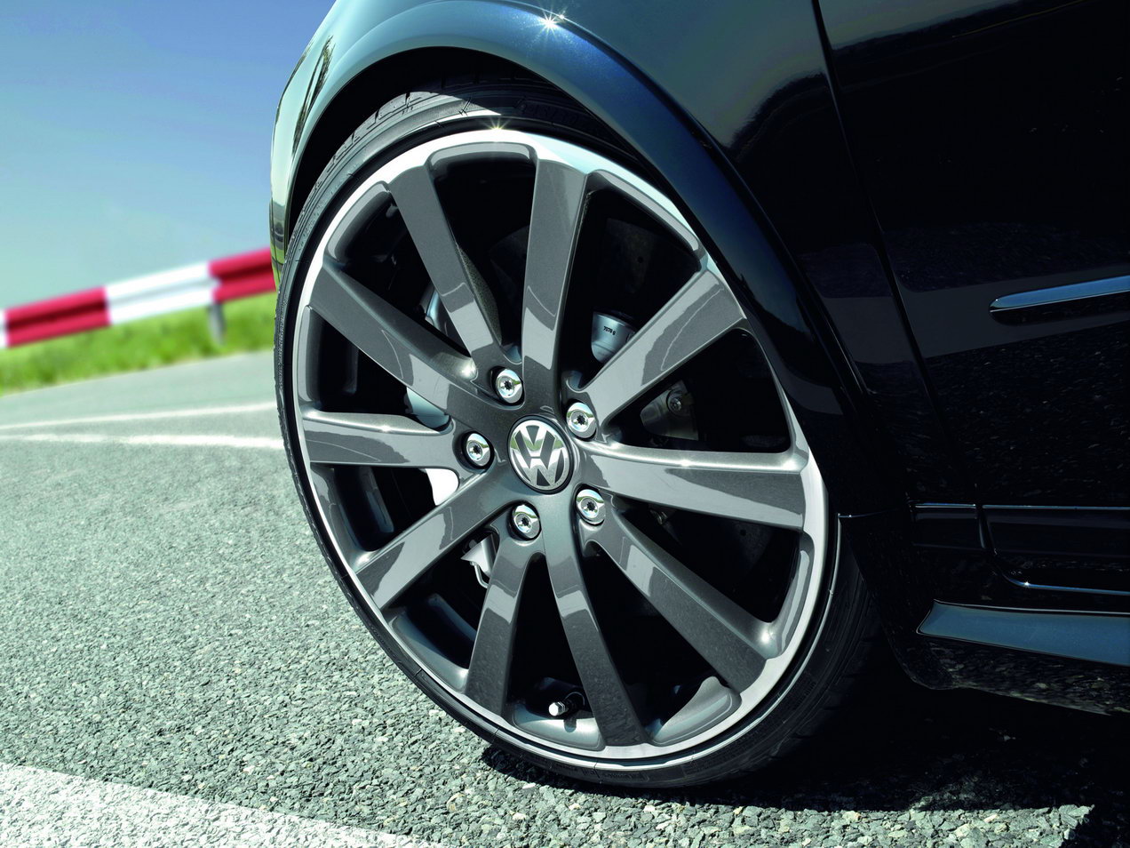 Volkswagen  Passat R36 Variant Styling Study