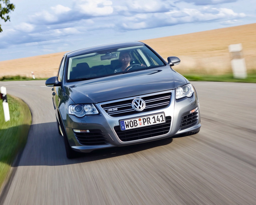 Volkswagen Passat R36