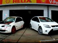 Ford Focus RS срещу Renault Megane R26R на писта