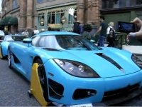 Koenigsegg CCXR и Lamborghini LP670-4 SV получиха скоби в Лондон