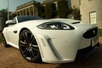 Горещо видео на Jaguar XKR-S